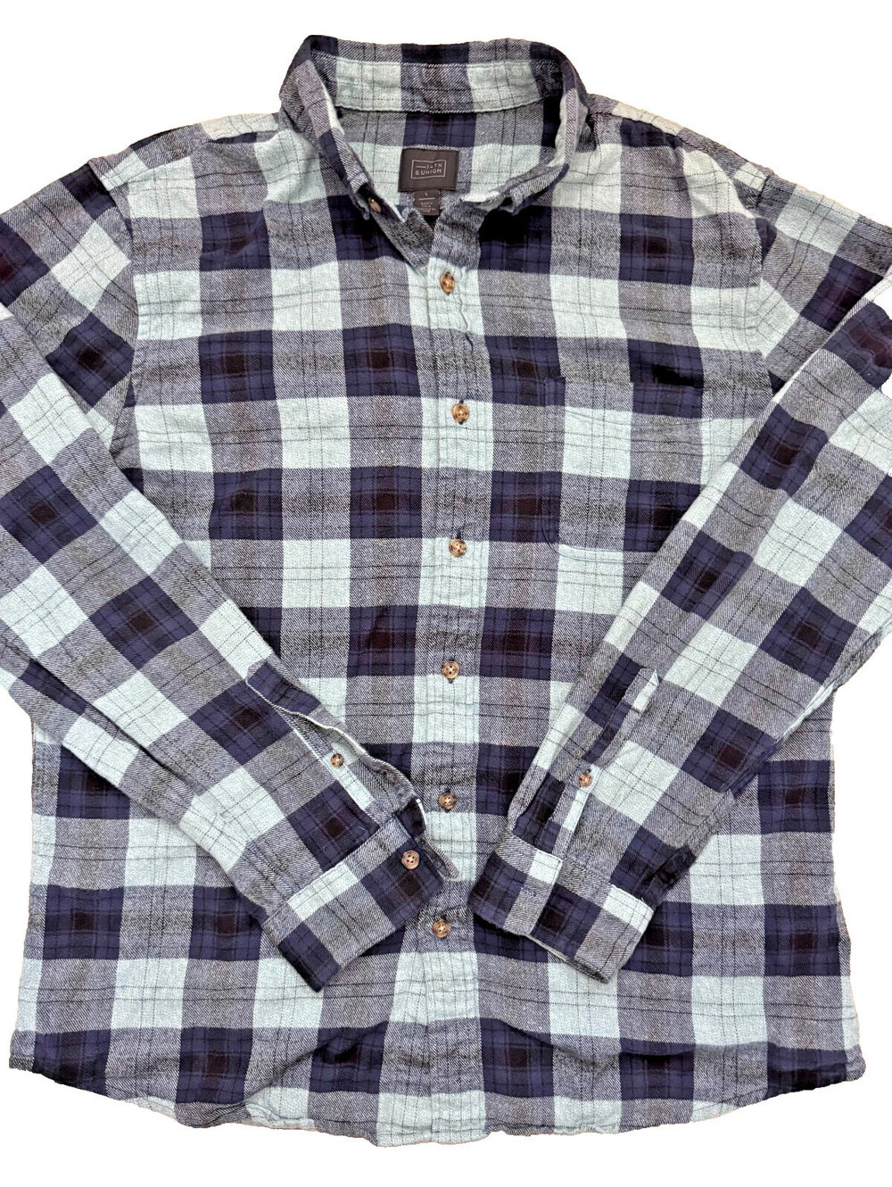 14th & Union Men's Long Sleeve Flannel Shirt Large Navy and Light Blue Plaid